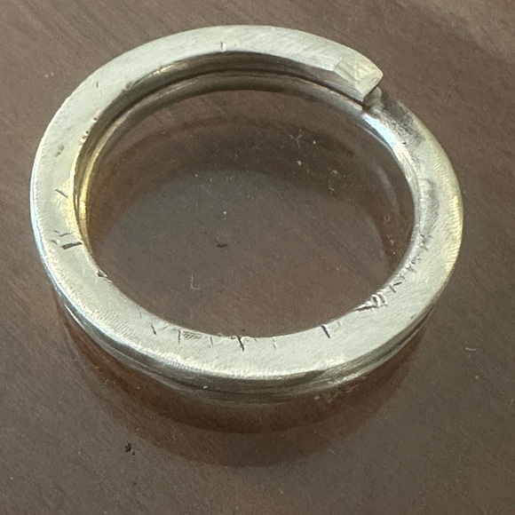 Real Silver Key Ring - Picture 2 of 6